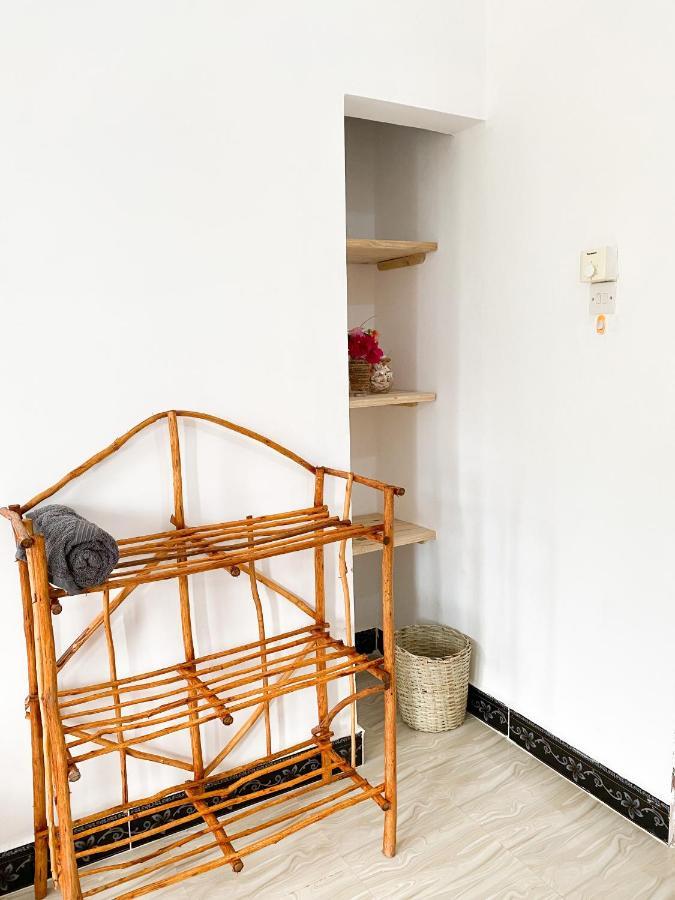Lighthouse Guesthouse Нунгви Екстериор снимка