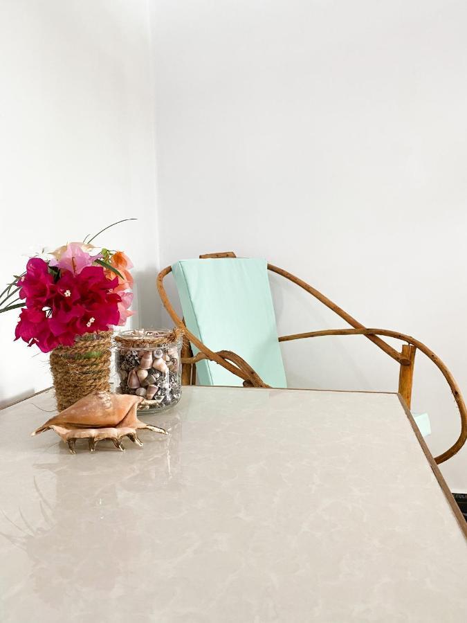 Lighthouse Guesthouse Нунгви Екстериор снимка