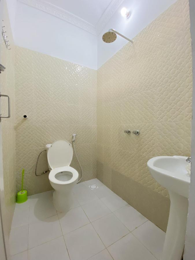 Lighthouse Guesthouse Нунгви Екстериор снимка